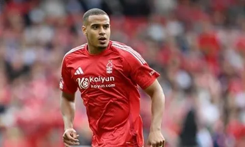 Murillo xứng đáng là thủ lĩnh tương lai nơi hàng thủ Man Utd