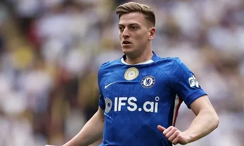 Chelsea đứng trước bài toán nhân sự khi Liam Delap quyết không rời đi