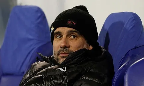 Hủy diệt Arsenal, Pep bỗng nhắc về Man Utd: "Kẻ mù cũng thấy điều ấy"