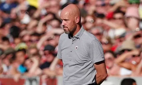 Ten Hag nổi đóa với BLĐ Man United
