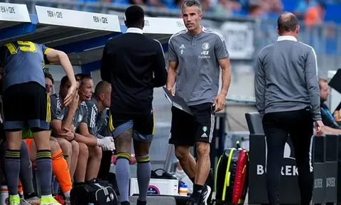 Van Persie từ chối Ten Hag