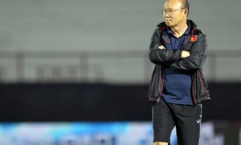 Người Thái thảnh thơi 'tọa sơn quan hổ đấu' và cơ hội của Việt Nam