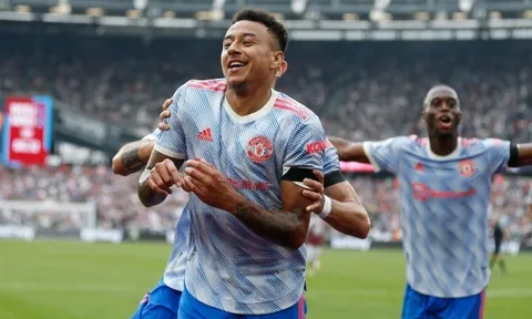 "Lẽ ra Lingard nên rời khỏi Man Utd"