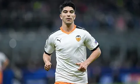 Liverpool nhắm đội trưởng Valencia, giá trị 50 triệu euro
