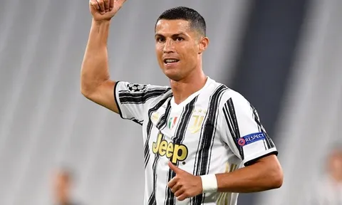 Man Utd thâu tóm Ronaldo, Solskjaer phản ứng ra sao?