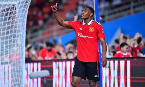 "Chưa thấy được điều đó từ Martial ở M.U trong 5 năm qua"