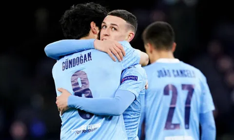 Phá lưới Dortmund, Phil Foden trở thành "người đặc biệt"