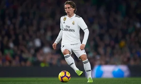 'Ngoài Henry, tôi còn dành tình cảm cho Ronaldo nữa'