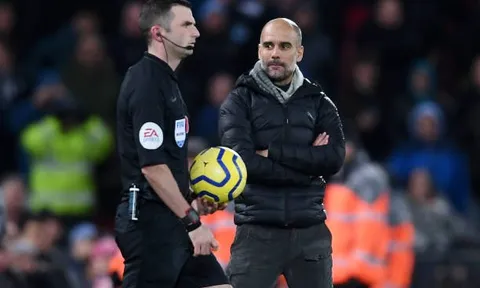 Pep Guardiola là nạn nhân của thứ công nghệ gây tranh cãi nhất trong bóng đá