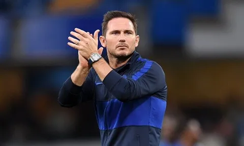 Lampard đối diện áp lực lớn mùa tới, Harry Redknapp nhận định ra sao?