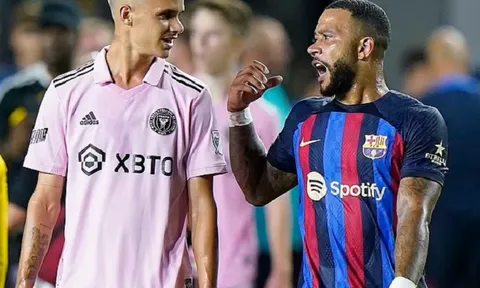 Con trai Beckham tập luyện với CLB Premier League