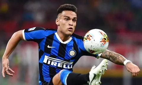M.U soạn sẵn 111 triệu euro, đối đầu với Barca vì sát thủ Serie A