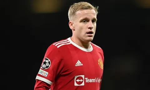 Newcastle và Dortmund muốn giải cứu người thừa của Man Utd