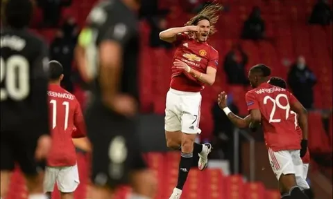 3 cầu thủ Man Utd hay nhất trận thắng Burnley: "Song sát cánh trái"; Siêu tiền vệ toàn diện