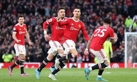 3 cầu thủ M.U hay nhất trước Spurs: GOAT xuất hiện; Cỗ máy chạy