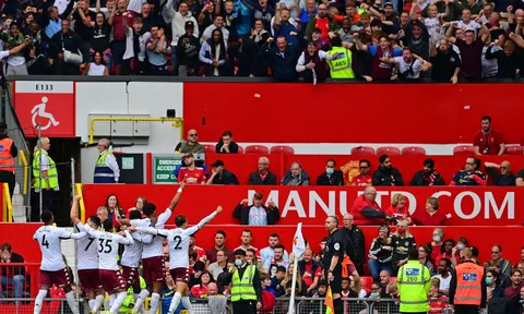 3 lý do M.U lo sợ Aston Villa: Gerrard sẵn sàng kéo sập OTF