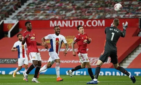 3 sao Man Utd tệ nhất ở trận thua Palace: Lindelof, Pogba và ai nữa?