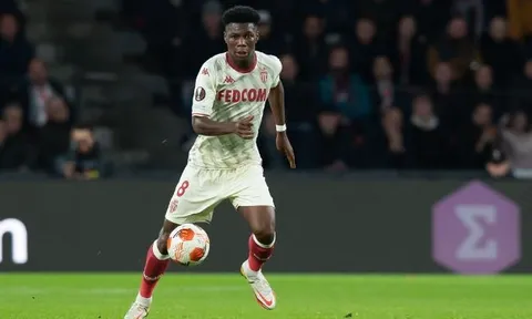 3 tiền vệ phòng ngự Man Utd nên chiêu mộ trong năm 2022