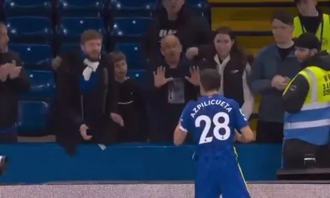 SỐC! Đội trưởng Chelsea mắng thẳng mặt khán giả Stamford Bridge