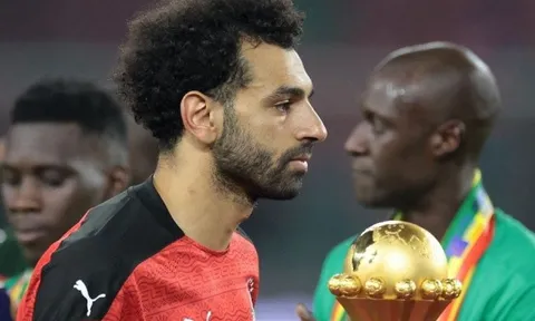 Phản ứng của Salah sau thất bại trước Mane