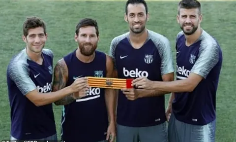 CHÍNH THỨC! Barca tiếp tục trao Messi "đặc quyền" dù nằng nặc đòi ra đi