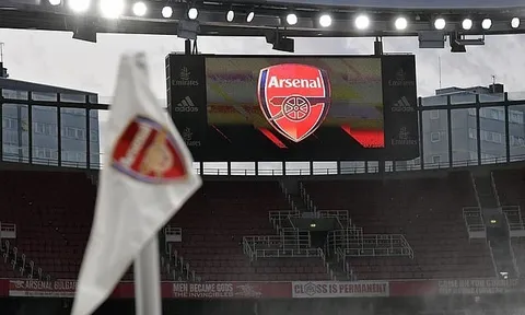 Arsenal toang mạnh, nhận hung tin từ học viện