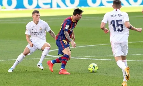 Messi khiến Ramos muốn "độn thổ", gợi nhớ về "gã hề" Jerome Boateng