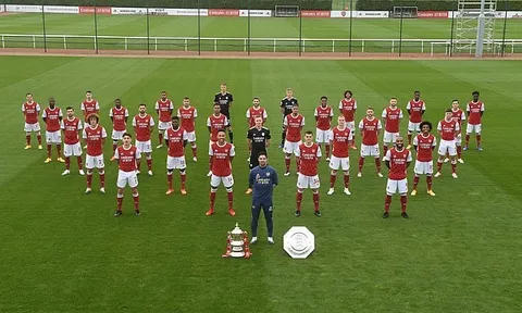 CHOÁNG! Arsenal có động thái gây ngỡ ngàng với Mesut Ozil