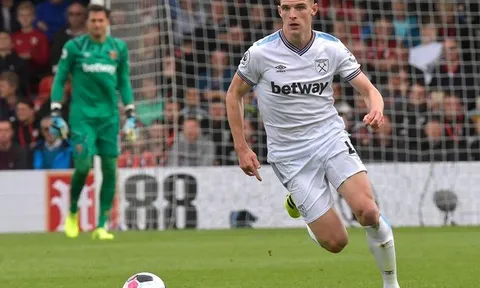 Fan Quỷ đỏ: "Cậu ấy giá rẻ, chất lượng hơn Declan Rice nhiều"