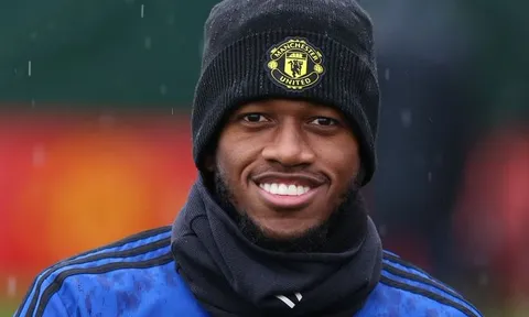 Fan Man Utd: "Cậu ấy phòng ngự như Kante, chuyền bóng như Pogba"