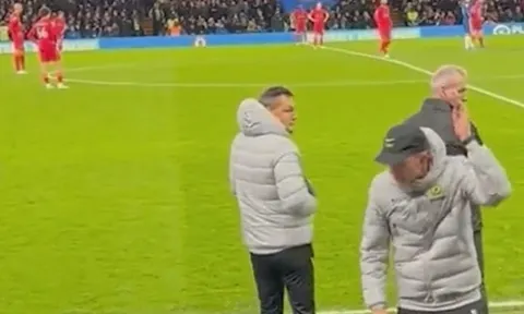 "Tôi thực sự khuyên cậu ấy không nên đến Man Utd"