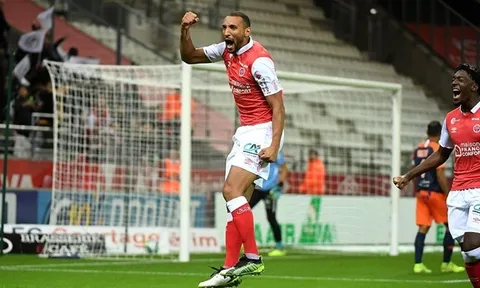 Bruno Fernandes nói một câu khiến Ten Hag đau đầu