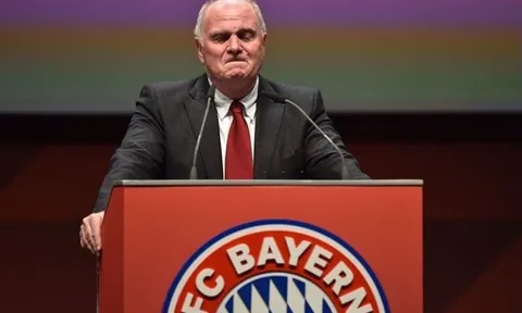 Đôi cánh thiên thần Robbery xuất hiện trong ngày Bayern chia tay chủ tịch