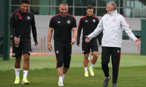 4 điều rút ra sau buổi tập mới nhất của Man Utd: Henderson mất tích