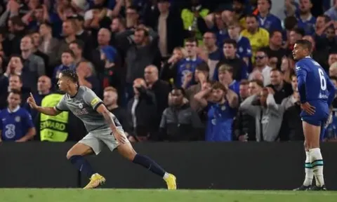 Bổ nhiệm tân giám đốc, 4 'ngọc quý' Salzburg để Chelsea chiêu mộ