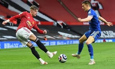 2 CLB Premier League muốn có hậu vệ của Man Utd