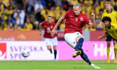 "Tôi không hiểu tại sao họ lại theo đuổi Rashford"