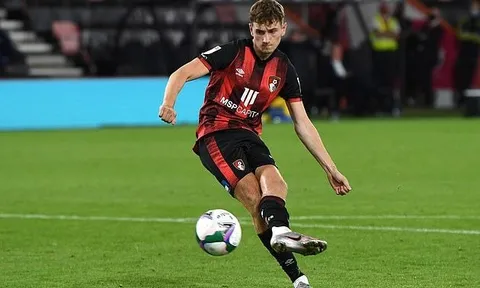 Đội trưởng Man Utd kết hôn