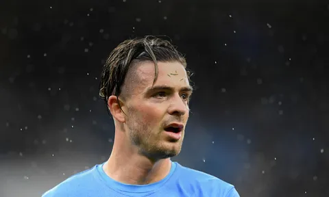 Pep không hài lòng với Jack Grealish