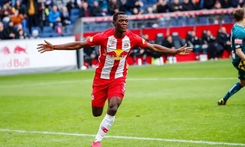 Ông lớn Serie A vào cuộc, Arsenal gặp khó trong vụ "cực phẩm Salzburg"