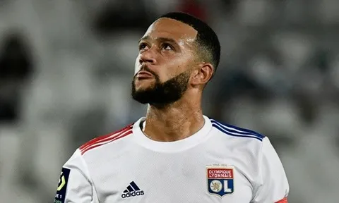 Lyon trao đặc ân cho Depay, Barca chỉ còn biết "khóc ròng"