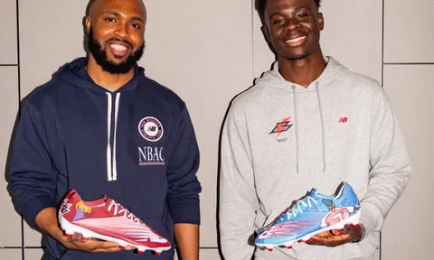 Bukayo Saka trình làng vũ khí mới