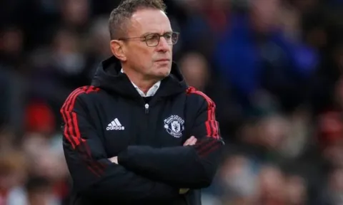 5 bước để Man Utd hồi sinh trong thời gian tới