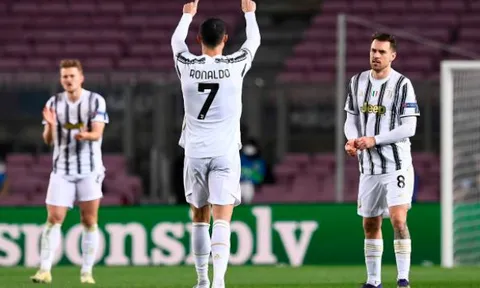 5 điểm nhấn Barca 0-3 Juve: Ronaldo ngạo nghễ, Blaugrana bạc nhược