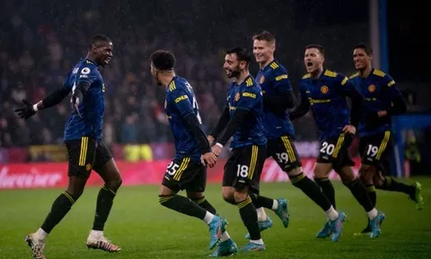 5 điểm nhấn Burnley 1-1 Man Utd: Dấu ấn ngôi sao; Quỷ đỏ mất top 4