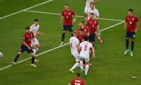 5 điểm nhấn CH Czech 1-2 Đan Mạch: Thảm họa phòng ngự; Vua phá lưới EURO