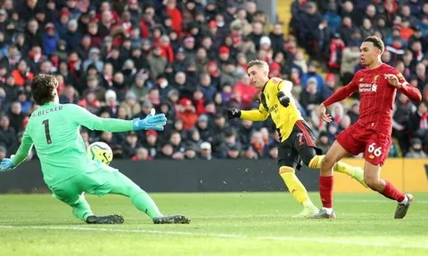 5 điểm nhấn Liverpool 2-0 Watford: VAR quá tinh vi; Không chỉ Salah sắm vai người hùng