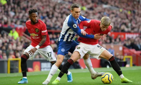 5 điểm nhấn Man United 3-1 Brighton: Young có người thừa kế; Ole có đáp án hàng công?