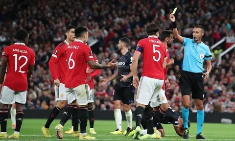 5 điểm nhấn M.U 0-1 Sociedad: Nghiệt ngã Ronaldo; Trở lại mặt đất