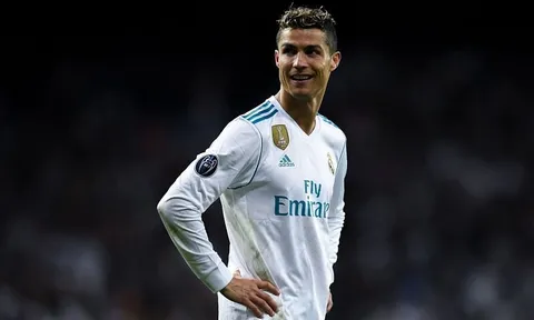 5 huyền thoại chia tay Real Madrid gây tiếc nuối